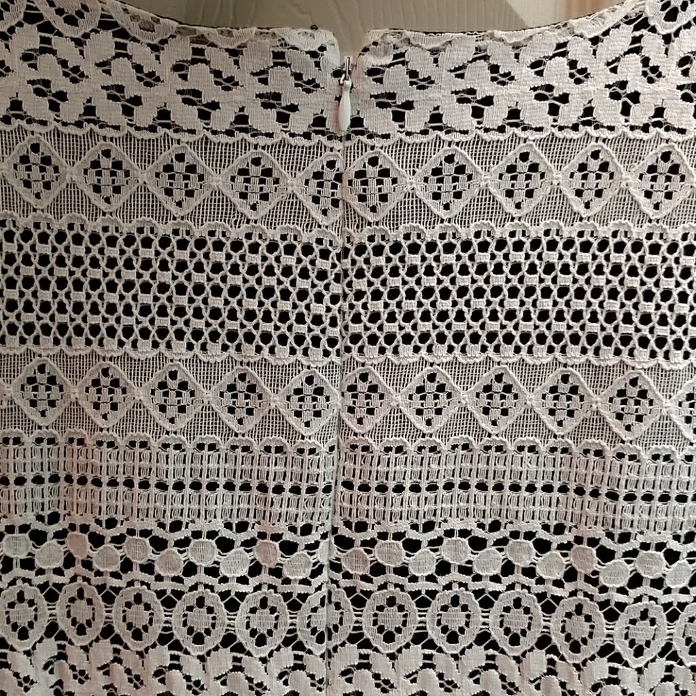New york and Co.white lacey cotton/nylon dress - Picture 6 of 8